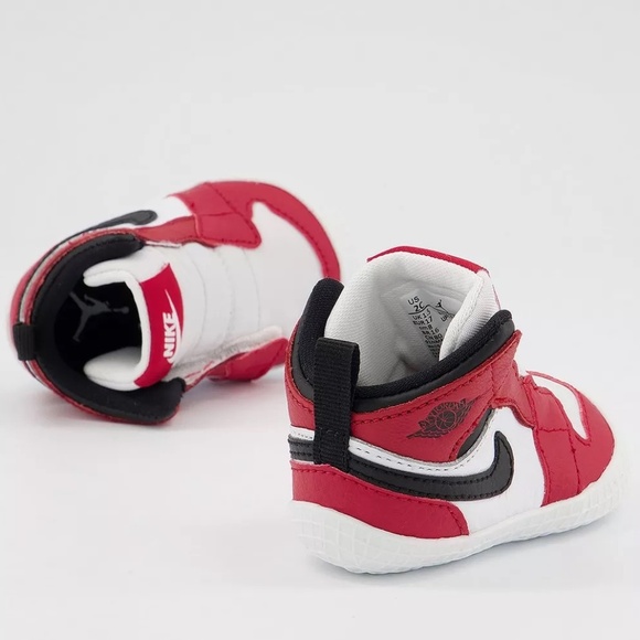 NIKE Toddler Jordan 1 Crib Booties NWT - Picture 3 of 8